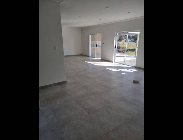 3 BEDROOM HOUSE FOR SALE IN RIVERSPRAY LIFESTYLE ESTATE
